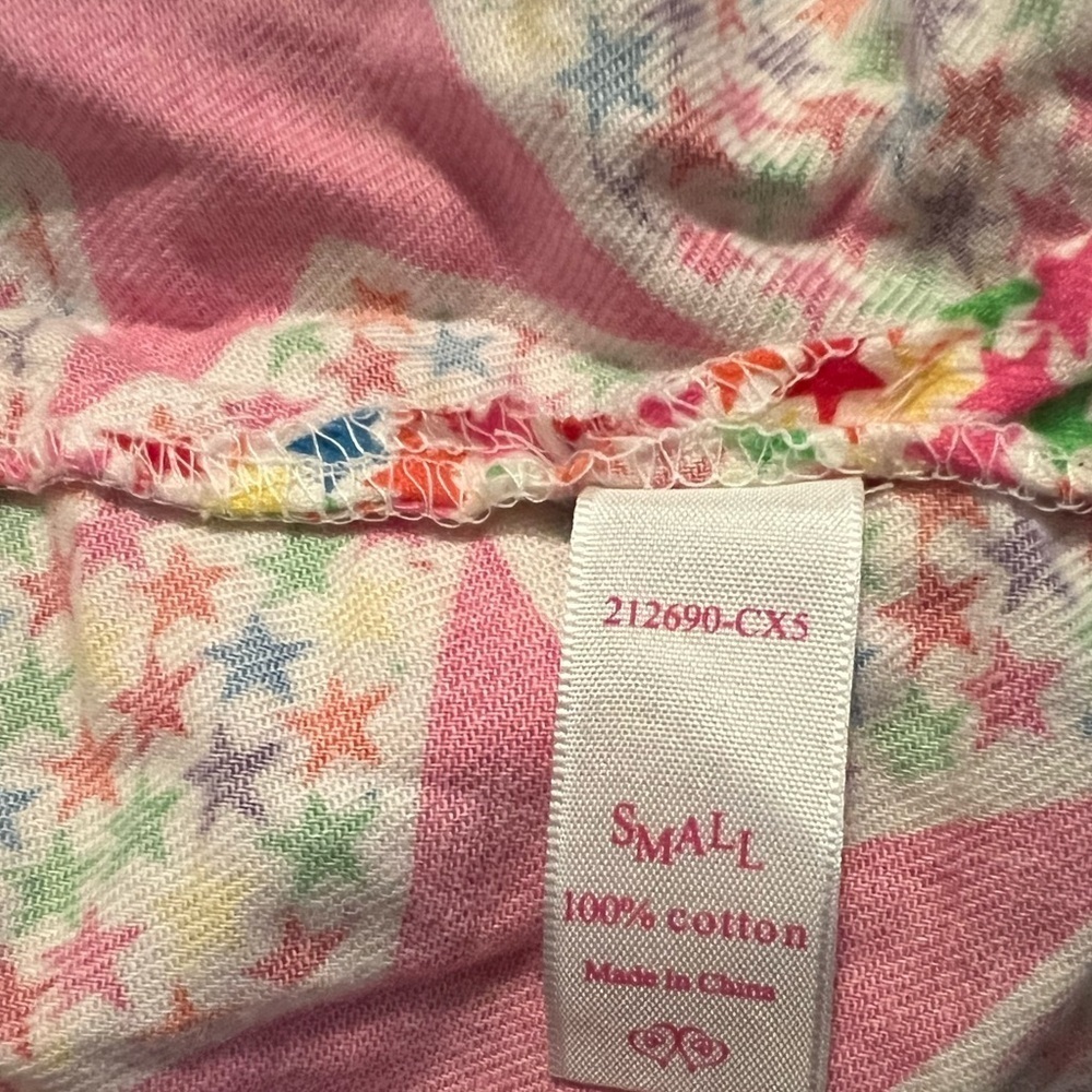 ⭐️ 3 For $15 Victoria’s Secret Pajama Top - Picture 6 of 6